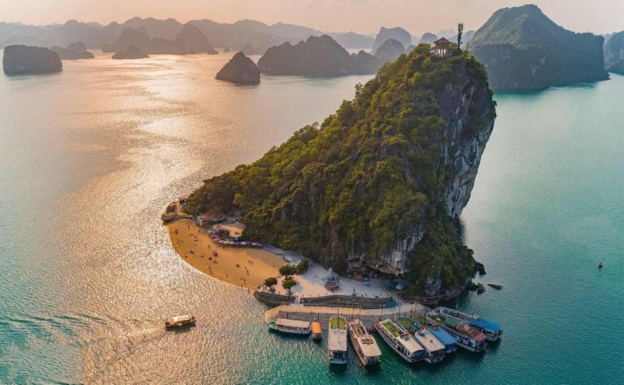 Le Journey Halong Bay Cruises Hotell Ha Long Exteriör bild
