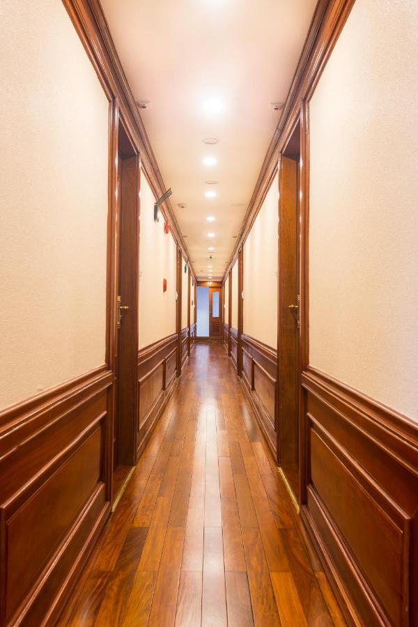 Le Journey Halong Bay Cruises Hotell Ha Long Exteriör bild